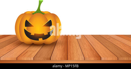 Zucca di Halloween su un ponte di legno contro un paesaggio da brivido Foto Stock