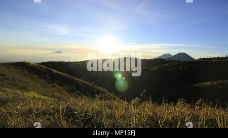 Il dieng plateau e monte prau è uno dei più belli destinazione nel centro di Giava, in Indonesia Foto Stock