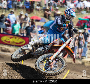 Rancho Cordova, CA. 19 Maggio, 2018. # 26 Alex Martin ottenere aria uscente del turno 20 durante il Lucas Oil Pro Motocross 250cc classe campionato al motocross Hangtown Classic Rancho Cordova, CA Thurman James/CSM/Alamy Live News Foto Stock