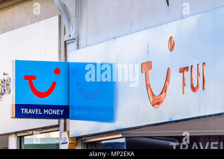 TUI Travel denaro shop segno, Teignmouth, Devon. Feb 2018. Foto Stock