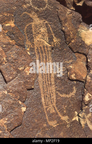 Petrogylphs nel deserto di Mojave in California Foto Stock