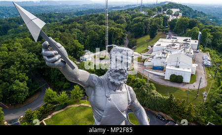 La statua di Vulcan, Vulcan Park, Birmingham, Alabama, STATI UNITI D'AMERICA Foto Stock