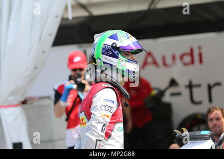 Berlino, Germania. 19 Maggio, 2018. Formula e a Berlino: la mostra fotografica di Lucas di Grassi. Credito: Simone Kuhlmey/Pacific Press/Alamy Live News Foto Stock