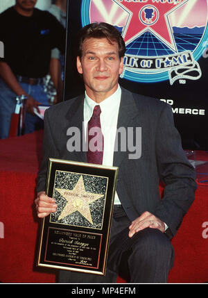 Swayze Patrick Swayze Patrick -2un evento nella vita di Hollywood - California, tappeto rosso Evento, STATI UNITI D'AMERICA, industria cinematografica, celebrità, fotografia, Bestof, arte cultura e intrattenimento, Topix celebrità moda, migliori della vita di Hollywood, evento nella vita di Hollywood - California, movie celebrità, personaggi televisivi, musica celebrità, Topix, Bestof, arte cultura e intrattenimento, fotografia, inchiesta tsuni@Gamma-USA.com , Tsuni Credito / STATI UNITI D'AMERICA, ricevere una stella sulla Hollywood Walk of Fame di Los Angeles, dal 1993 al 1999 Foto Stock