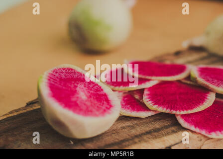 Appena raccolti anguria organico ravanello Foto Stock