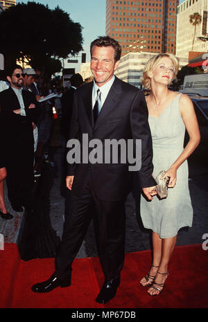 Dennis Quaid e Meg Ryan - Dennis Quaid e Meg Ryan -1 evento nella vita di Hollywood - California, tappeto rosso Evento, STATI UNITI D'AMERICA, industria cinematografica, celebrità, fotografia, Bestof, arte cultura e intrattenimento, Topix celebrità moda, migliori della vita di Hollywood, evento nella vita di Hollywood - California, moquette rossa e dietro le quinte, movie celebrità, personaggi televisivi, musica celebrità, Topix, Bestof, arte cultura e intrattenimento, verticale, una persona, fotografia, tre quarti, 1993-1999, inchiesta tsuni@Gamma-USA.com , Tsuni Credito / STATI UNITI D'AMERICA, === Red Carpet Event, USA, industria cinematografica, celebrità, fotografia, un Foto Stock