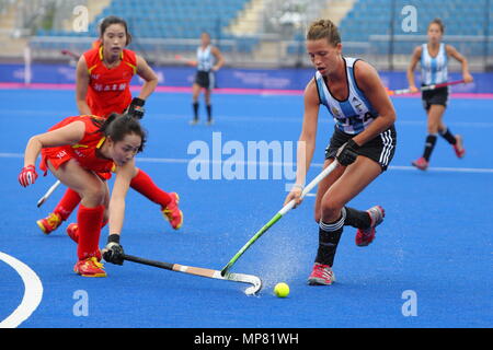 La Visa International invitational torneo di hockey, Argentina contro la Cina presso la riva del fiume Arena Hockey Stadium London Olympic Park 2 Maggio 2012 --- Image by © Paolo Cunningham Foto Stock