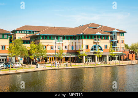 Edifici per uffici sul lungomare a Brierley Hill, West Midlands, Regno Unito Foto Stock