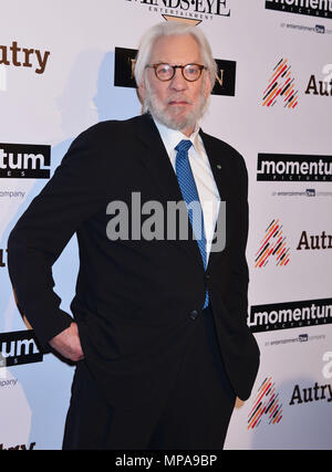 Donald Sutherland 143 a abbandonato la premiere al Autry Museum di Los Angeles. Febbraio 16, 2016.Donald Sutherland 143 ------------- Red Carpet Event, verticale, STATI UNITI D'AMERICA, industria cinematografica, celebrità, fotografia, Bestof, arte cultura e intrattenimento, Topix celebrità moda / Verticale, meglio di, evento nella vita di Hollywood - California, moquette rossa e dietro le quinte, USA, industria cinematografica, celebrità, movie celebrità, personaggi televisivi, musica celebrità, fotografia, Bestof, arte cultura e intrattenimento, Topix, tre quarti, verticale, una persona, dall'anno , 2016, inchiesta tsuni@Gamma-USA.com Foto Stock