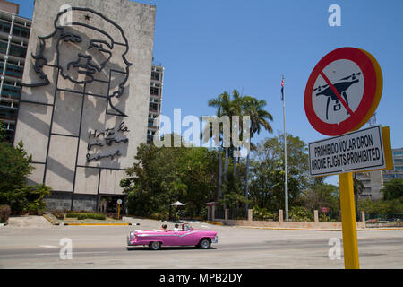 Fidel Castro a Cuba di una scultura in Piazza della Rivoluzione cubana Havana, Plaza de la Revolución, Fidel Castro Piazza della Rivoluzione, Ministero dell'interno edificio N Foto Stock