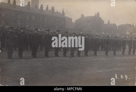 Vintage Fotografia di Leeds City polizia sulla Parade, nello Yorkshire, Inghilterra, Regno Unito Foto Stock