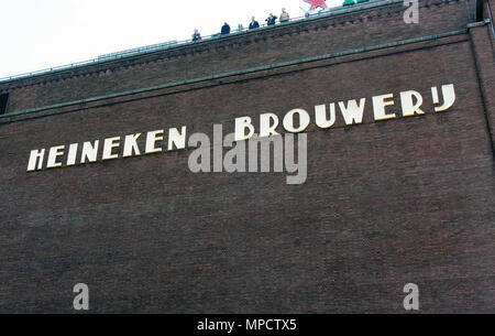 Amsterdam, Paesi Bassi-ottobre 10, 2015: Heiniken brewery in Amsterdam Foto Stock