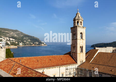 Il monastero domenicano (Dominikanski samostan) nella Città Vecchia, Dubrovnik, Croazia affacciato sul Mare Adriatico. Foto Stock