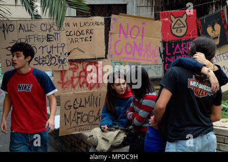 Gli studenti occupano l'Accademia di Belle Arti di Via Ripetta a Roma. L'Italia. Foto Stock