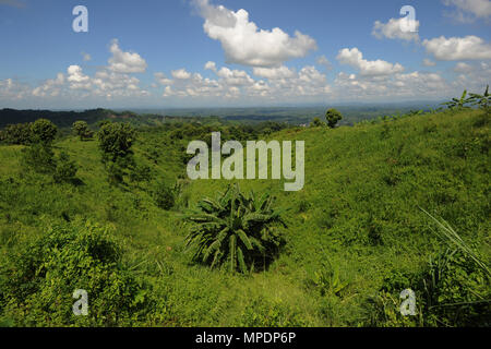 Bandarban, Bangladesh - Ottobre 01, 2010: la vista del paesaggio di Bandarban è considerata come una delle più attraenti destinazioni di viaggio in Bangladesh. Foto Stock