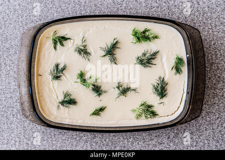 Bagno turco Aperitivo Meze Fava con aneto. Cibo tradizionale concetto. Foto Stock