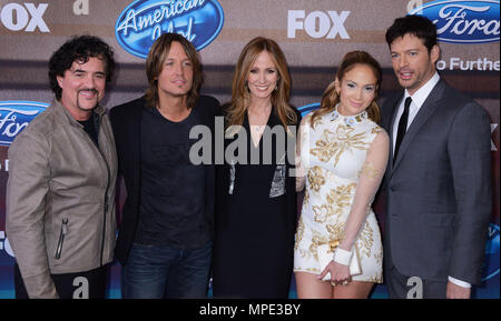 Jennifer Lopez, Keith Urban, Harry Connick Jr, Scott Borchetta 130 presso la American Idol XIV finalisti parte 2015 Il Ristorante del Distretto di Los Angeles. Un Jennifer Lopez, Keith Urban, Harry Connick Jr, Scott Borchetta 130 evento nella vita di Hollywood - California, tappeto rosso Evento, STATI UNITI D'AMERICA, industria cinematografica, celebrità, fotografia, Bestof, arte cultura e intrattenimento, Topix celebrità moda, migliori della vita di Hollywood, evento nella vita di Hollywood - California, moquette rossa e dietro le quinte, movie celebrità, personaggi televisivi, musica celebrità, arte cultura e intrattenimento, verticali, una persona, fotografi Foto Stock