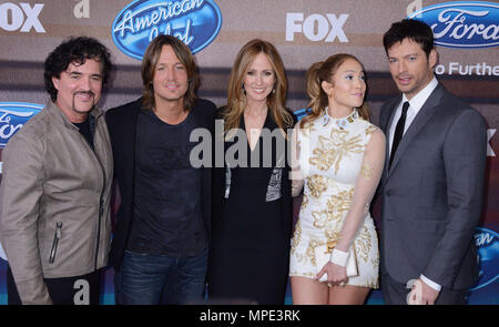 Jennifer Lopez, Keith Urban, Harry Connick Jr, Scott Borchetta 131 presso la American Idol XIV finalisti parte 2015 Il Ristorante del Distretto di Los Angeles. Jennifer Lopez, Keith Urban, Harry Connick Jr, Scott Borchetta 131 evento nella vita di Hollywood - California, tappeto rosso Evento, STATI UNITI D'AMERICA, industria cinematografica, celebrità, fotografia, Bestof, arte cultura e intrattenimento, Topix celebrità moda, migliori della vita di Hollywood, evento nella vita di Hollywood - California, moquette rossa e dietro le quinte, movie celebrità, personaggi televisivi, musica celebrità, arte cultura e intrattenimento, verticale, una persona, fotografia Foto Stock