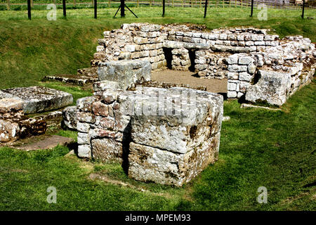 La western gateway al Chesters Roman Fort vicino al Muro di Adriano Foto Stock