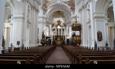 Hoher Dom zu Fulda Kirchenschiff Foto Stock