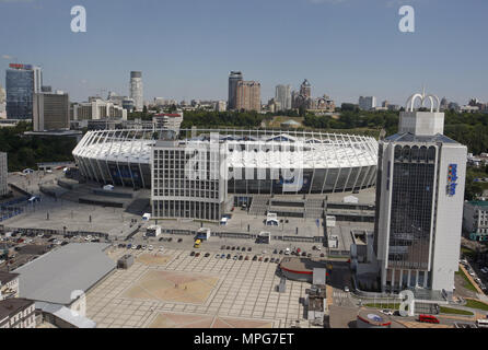 Kiev, Ucraina. 23 Maggio, 2018. Vista generale del Olimpiyskiy Stadium, sede della finale della UEFA Champions League 2018, a Kiev, in Ucraina, il 23 maggio 2018 . Il Real Madrid dovrà affrontare il Liverpool FC nella finale di UEFA Champions League al NSC Olimpiyskiy stadium a Kiev il 26 maggio 2018. Credito: Serg Glovny/ZUMA filo/Alamy Live News Foto Stock