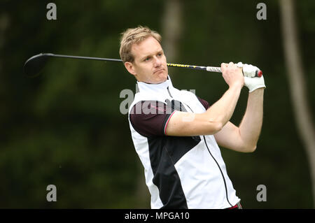 Wentworth, UK. 23 maggio 2018. Dan Walker durante il Pro Am davanti alla BMW PGA Championship di Wentworth Golf Club il 23 maggio 2018 nel Surrey, Inghilterra Credito: Paolo Terry foto/Alamy Live News Foto Stock