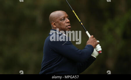 Wentworth, UK. 23 maggio 2018. Ian Wright durante il Pro Am davanti alla BMW PGA Championship di Wentworth Golf Club il 23 maggio 2018 nel Surrey, Inghilterra Credito: Paolo Terry foto/Alamy Live News Foto Stock