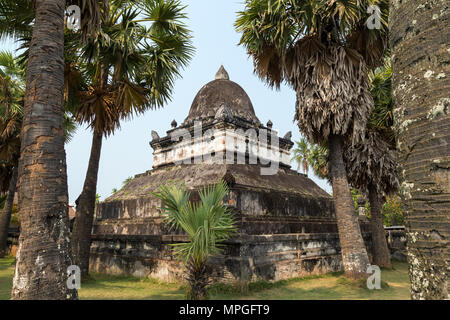 Che Mak Mo ('anguria Stupa') al Wat Visounnarath (o Wat Wisunarat o Wat Visoun) Tempio. È il più antico tempio a Luang Prabang, Laos. Foto Stock
