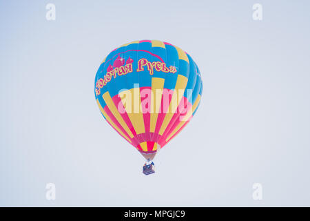 NIZHNY Novgorod, Russia - 24 febbraio 2018. Festival di aria calda ballons Foto Stock