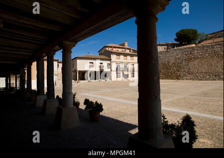 Plaza Mayor o del Arcipreste, HITA, Guadalajara, Spagna. Piazza Principale. Foto Stock