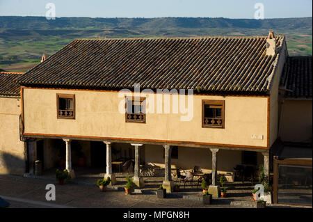 Plaza Mayor o del Arcipreste, HITA, Guadalajara, Spagna. Piazza Principale. Foto Stock