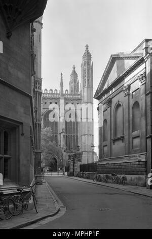 Cappelle di Clare College e King's College di Cambridge in Trinity Lane Foto Stock