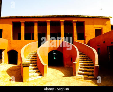 Vista esterna allo Slave Casa di isola di Goree, Dakar, Senegal Foto Stock