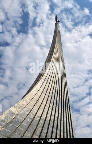 Mosca, Russia - aprile 30. 2018. conquistatori di spazio è un monumento in Cosmopark Foto Stock