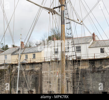 Lo storico porto di Charlestown in Cornovaglia Foto Stock