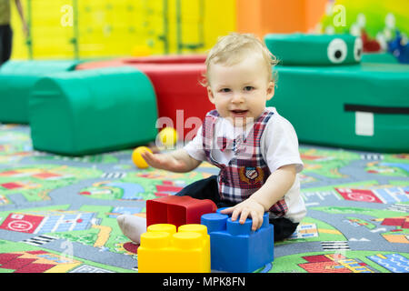 La Bielorussia, Gomel, 189 maggio 2018. Intrattenimento per bambini Centro store. Per celebrare il compleanno dei bambini.Il bambino nei paesi in via di sviluppo centro riproduce in un Foto Stock