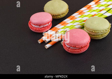 Francese dessert deliziosi amaretti sul tavolo Foto Stock