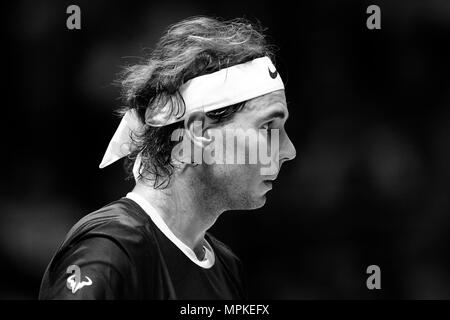 Andy Murray vs Rafael Nadal durante il giorno 4 del 2015 Barclays ATP World Tour Finals - O2 Arena di Londra Inghilterra. 18 Novembre 2015 --- Image by © Paolo Cunningham Foto Stock