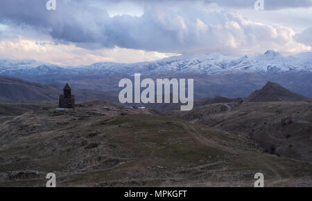 Monastero di Tanahat. Situato a 7 km a sud-est del villaggio di Vernashen nel Vayots Dzor Provincia di Armenia. Foto Stock