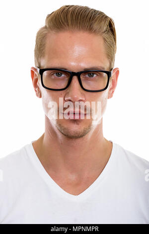 Volto del giovane uomo bello indossare occhiali Foto Stock