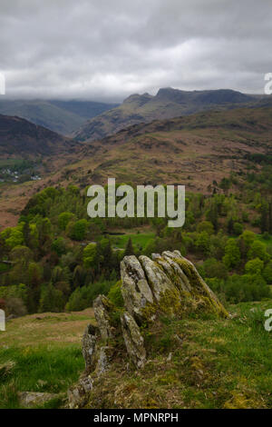 Vista da Loughrigg cadde affacciato Elterwater Foto Stock