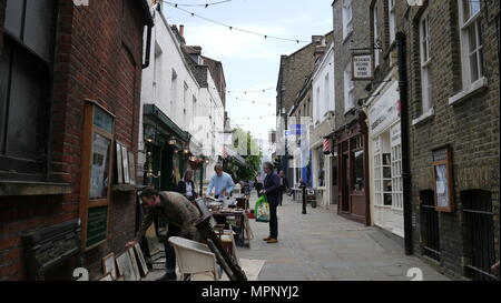 Pallone a piedi in Hampstead North London Regno Unito Foto Stock