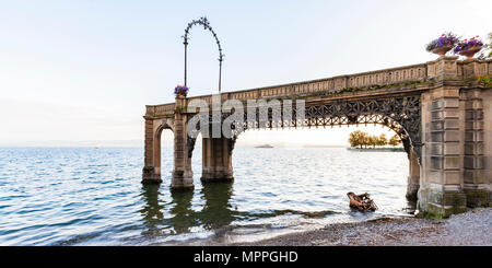 Germania Baden-Wuerttemberg, Friedrichshafen, Lago di Costanza, Castello jetty Foto Stock