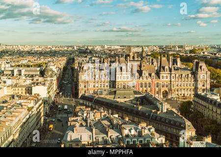 Francia, Parigi, vista di Piazza de la Tour Saint-Jacques dal di sopra Foto Stock