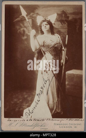 Blanche Marchesi (1863-1940) come Brünnhilde in Die Walküre (la valchiria) da R. Wagner, c. 1900. Foto Stock