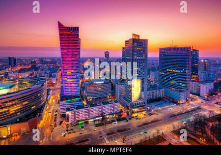 I moderni grattacieli a Varsavia down town, Polonia. Foto Stock