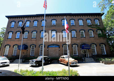 Savannah-Chatham County Metropolitan caserma di polizia e a una stazione di polizia edificio storico nella città di Savannah, Georgia, Stati Uniti d'America Foto Stock