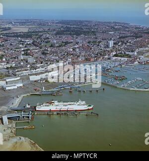 Western Ferry Terminal, Ramsgate Kent, 2003. Artista: Aerofilms. Foto Stock