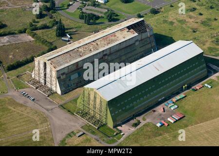 Dirigibile hangar, RAF Cardington, Bedfordshire, c2010s(?). Artista: Damian Grady. Foto Stock