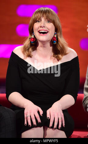 Bryce Dallas Howard durante le riprese del Graham Norton Show alla BBC Studioworks 6 Centro Televisivo, Wood Lane, Londra, per essere messo in onda su BBC One il venerdì sera. Foto Stock